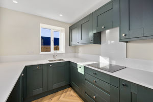 Compass Crescent Old Whittington